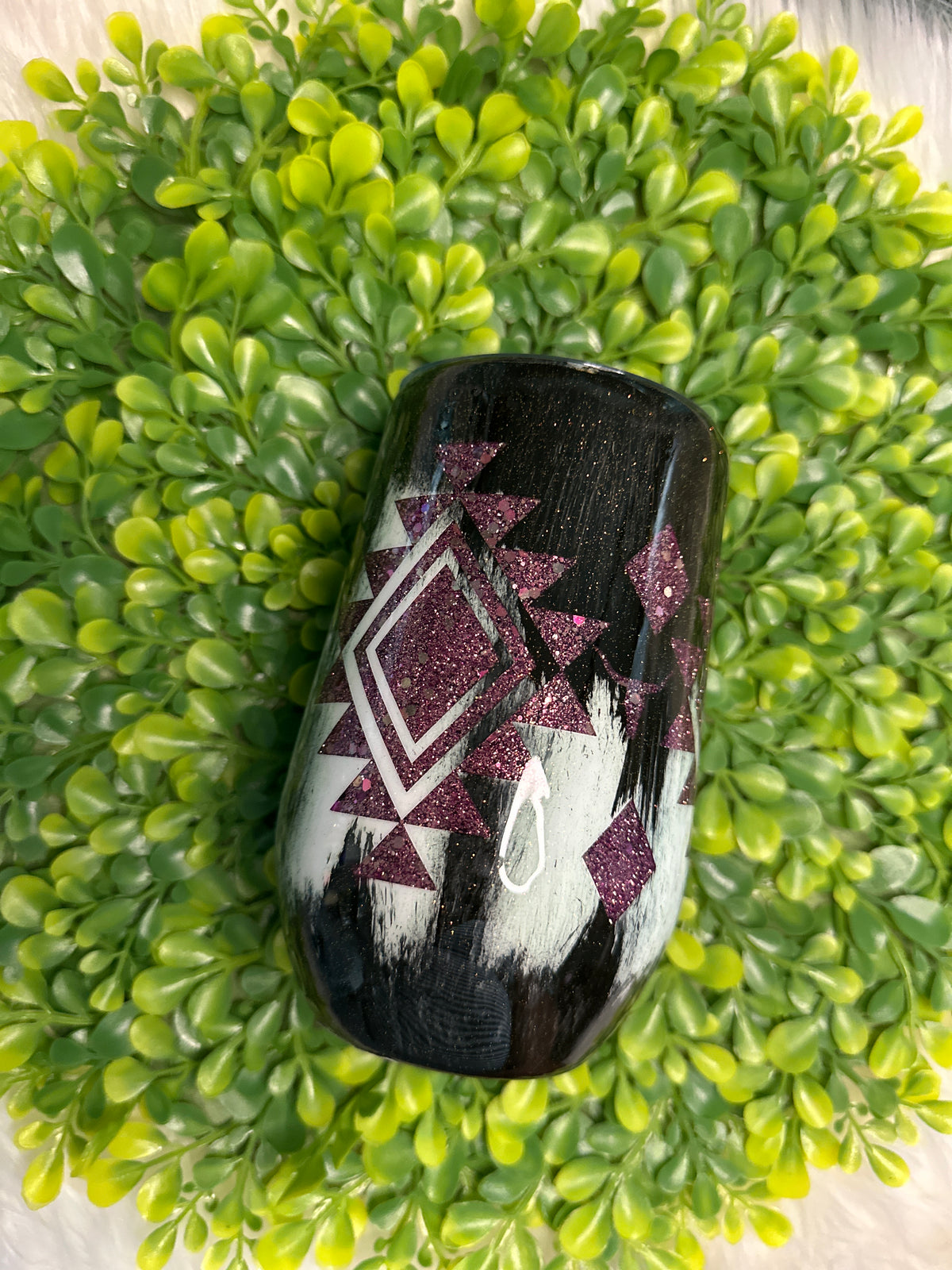 14.  16oz Aztec wine
